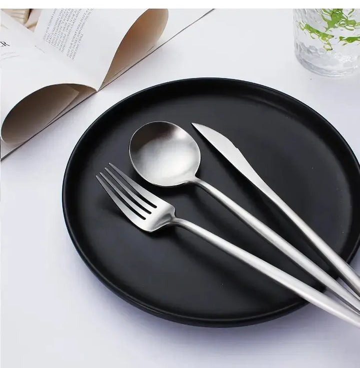 L Prestige Cutlery Set